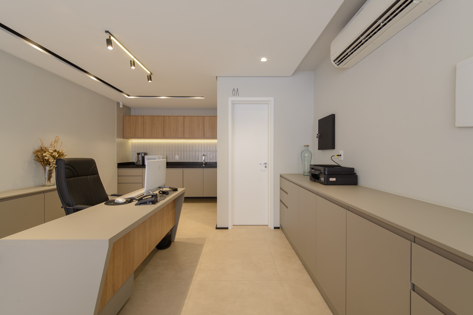 Fotografia de arquitetura e interiores - Escritório SBC - Arquiteto MB4 Arquitetura - Foto 7