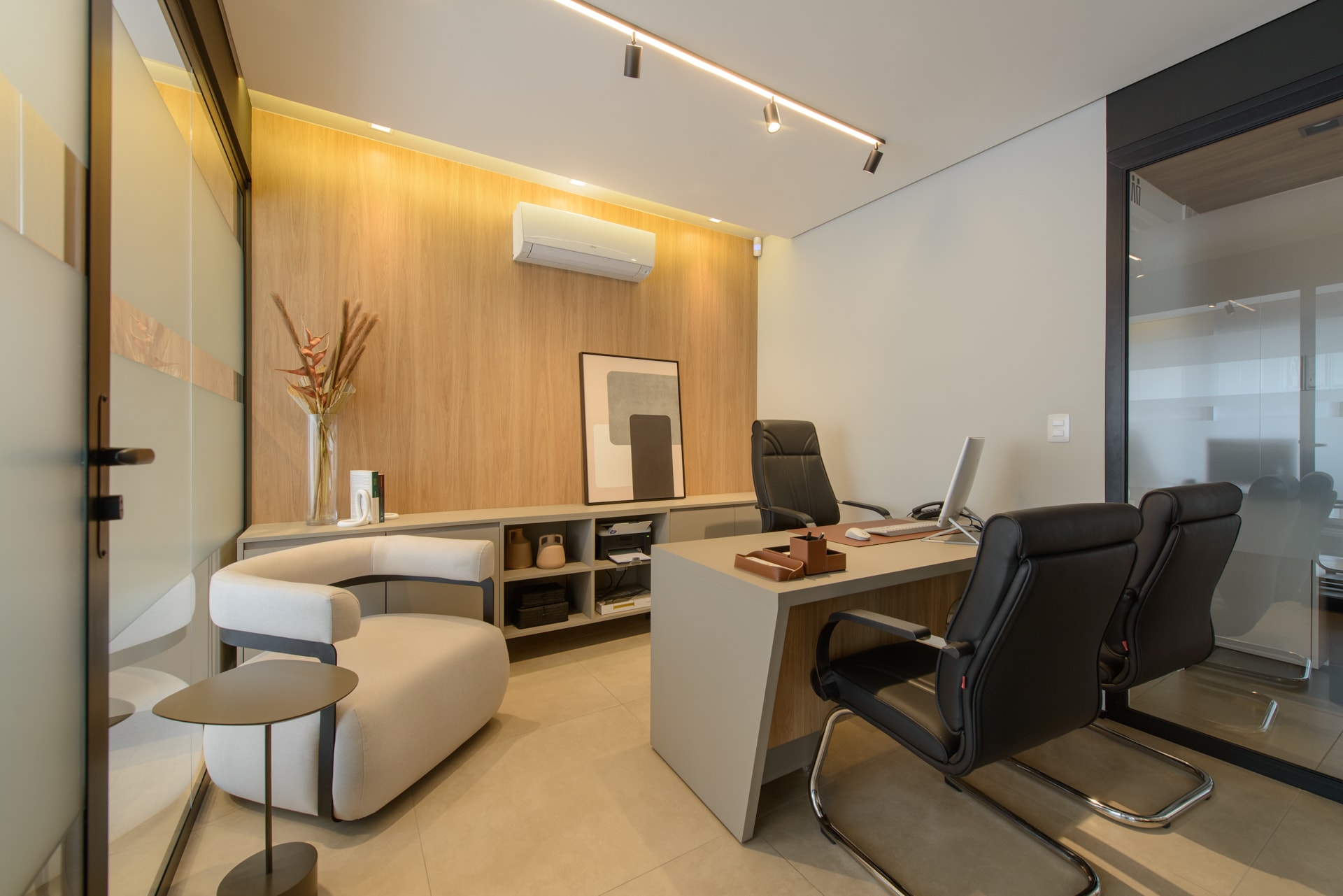 Fotografia de arquitetura e interiores - Escritório SBC - Arquiteto MB4 Arquitetura - Foto 8