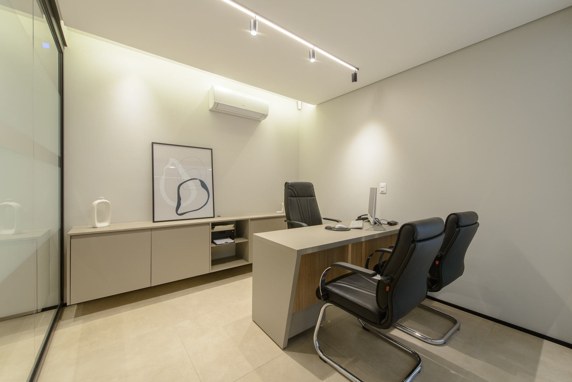 Fotografia de arquitetura e interiores - Escritório SBC - Arquiteto MB4 Arquitetura - Foto 13